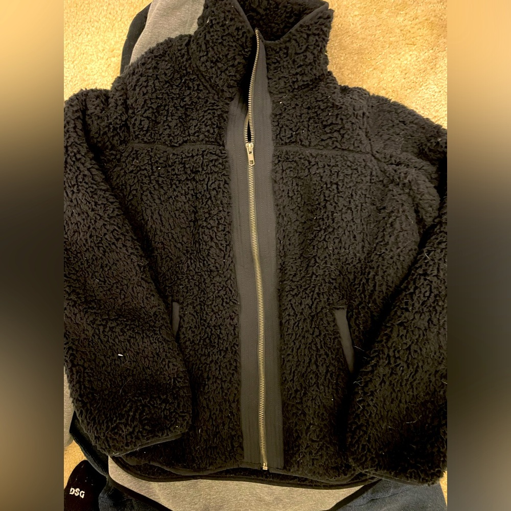 Abercrombie never worn size small